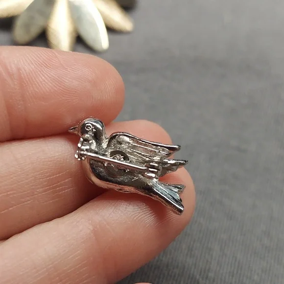Lapel Hat pin  Bird / Dove Silver Tone  Pin Back  Clear Stones - Picture 4 of 4